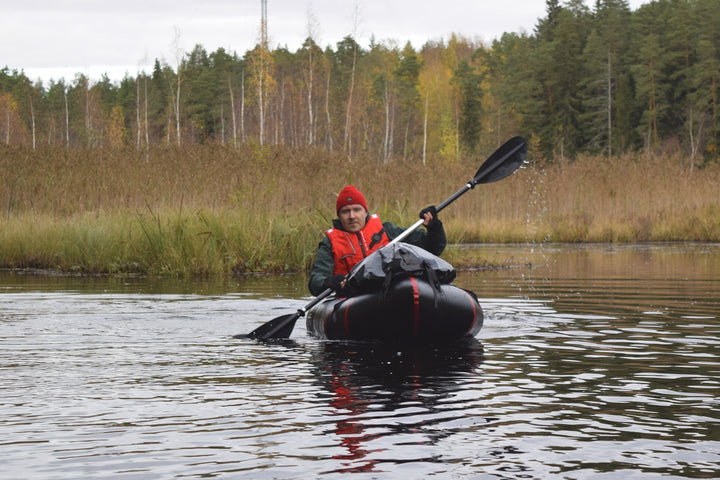 Packraft Adventure Schwarz für längere Touren (275 x 88 cm)